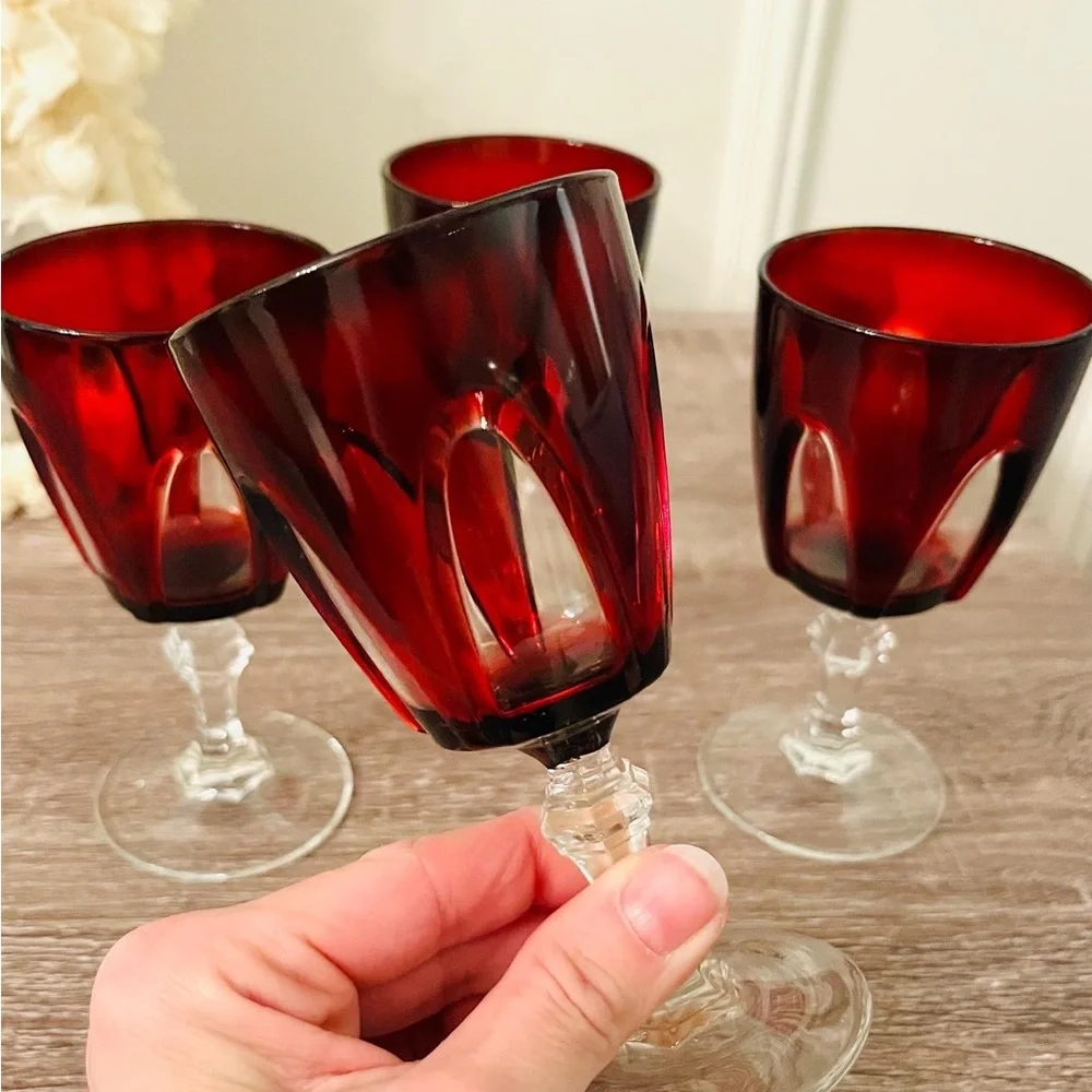 Vintage 1960’s Cristal D’arques Cordial wine glasses - Picture 2 of 2